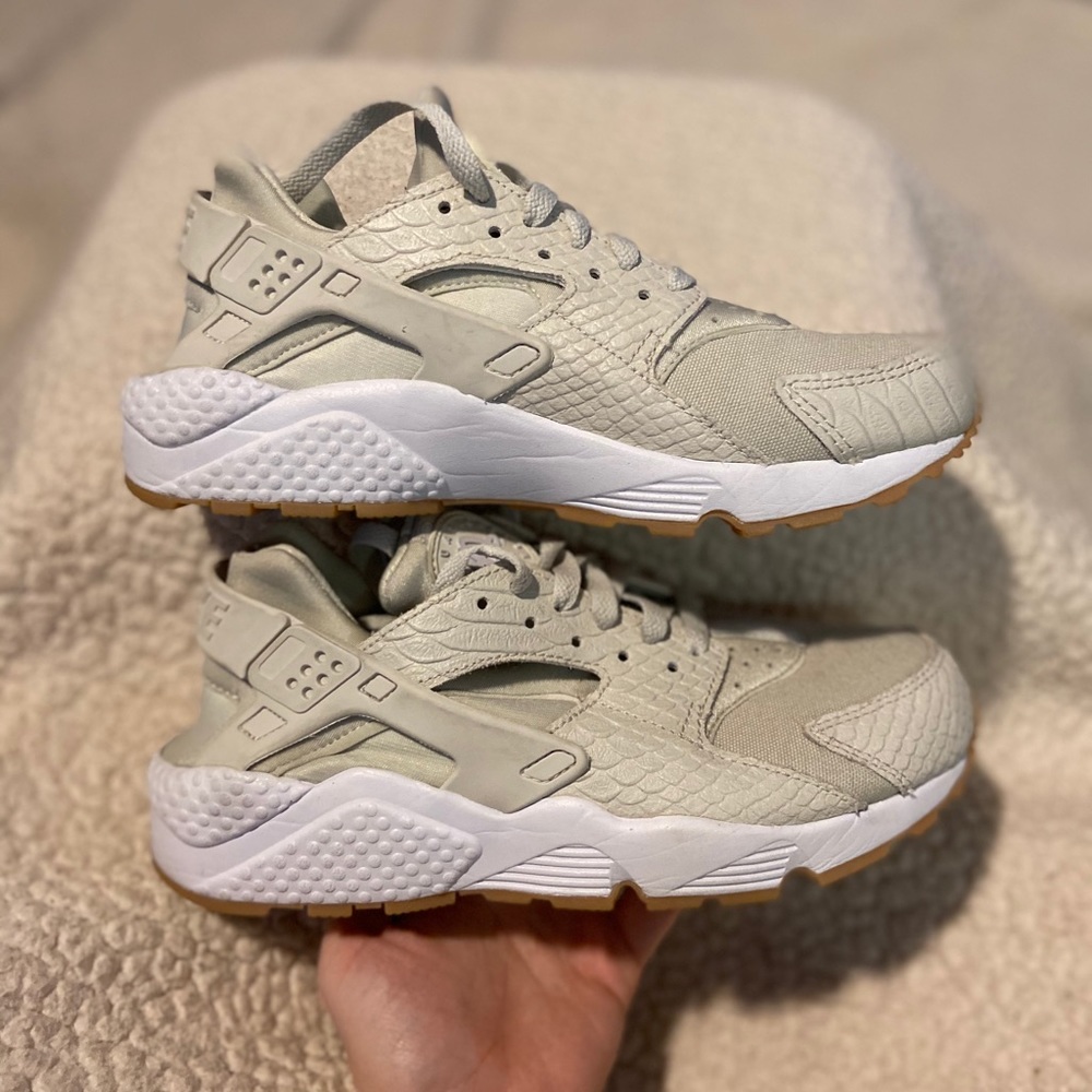 Nike Air Huaraches